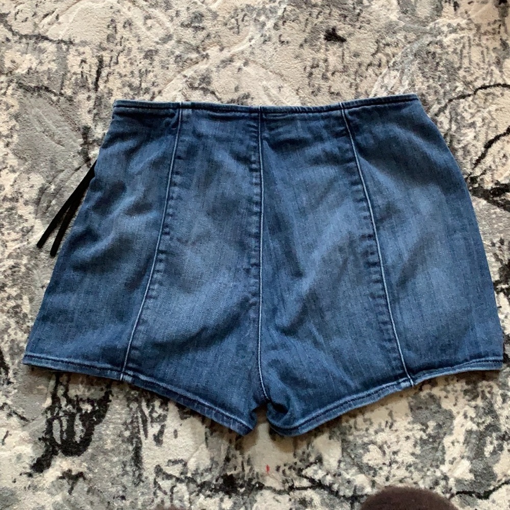 ❌SOLD❌Express Shorts - Picture 4 of 5